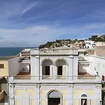 Di Palazzo Stapane 招待所 3*