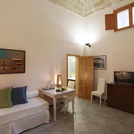 Camera Elena Guest house *